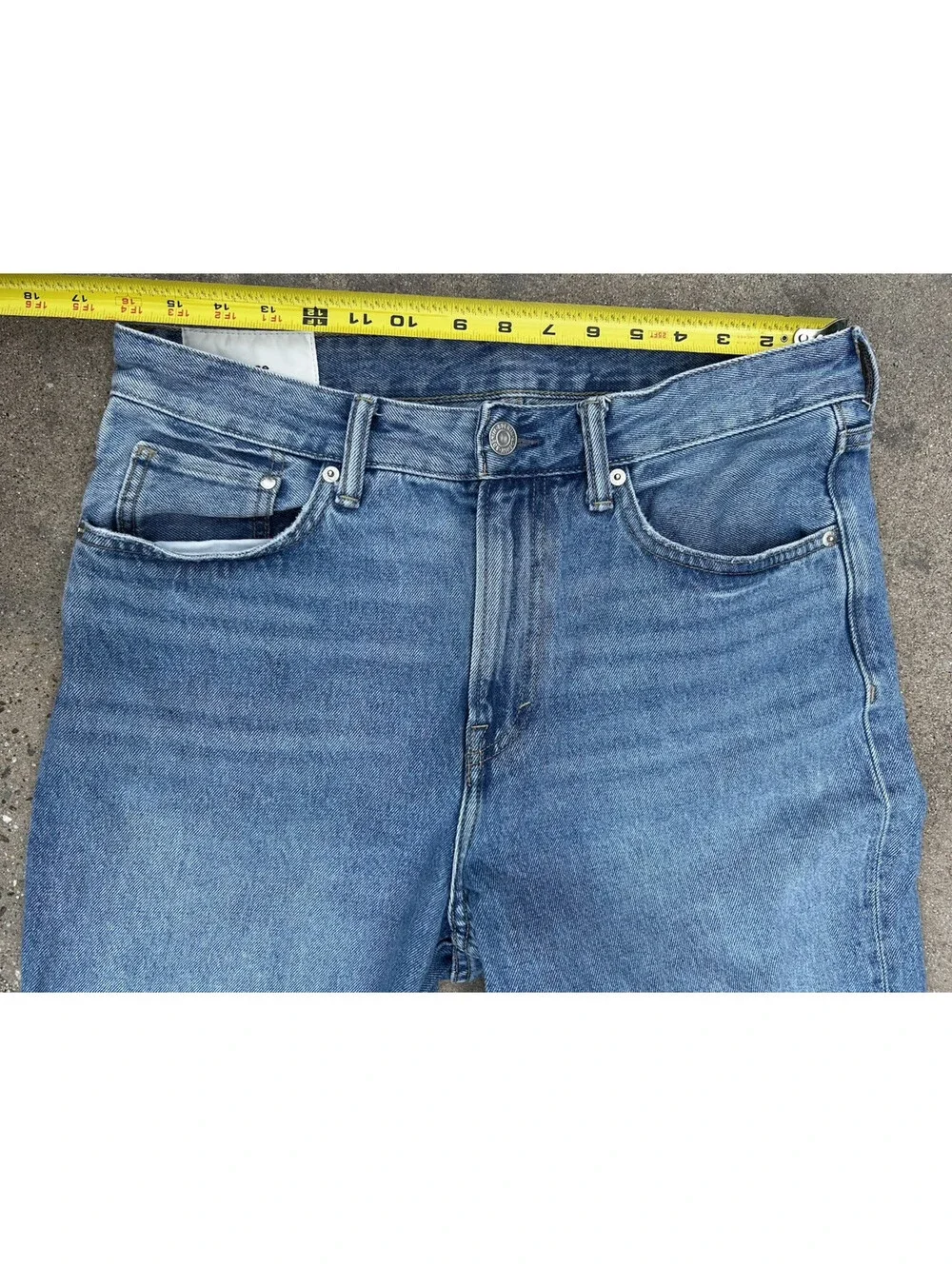 H&M 90’s Baggy Denim Blue Jeans Size 32W x 32L  Cotton Light Fading Loose Fit